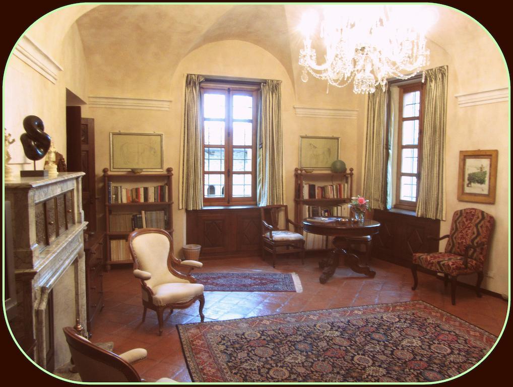 Bed and Breakfast Castello Di Strambinello Pokój zdjęcie