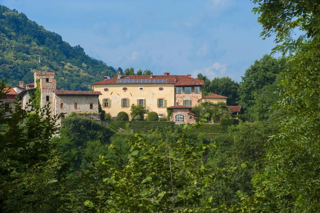 Bed and Breakfast Castello Di Strambinello Zewnętrze zdjęcie